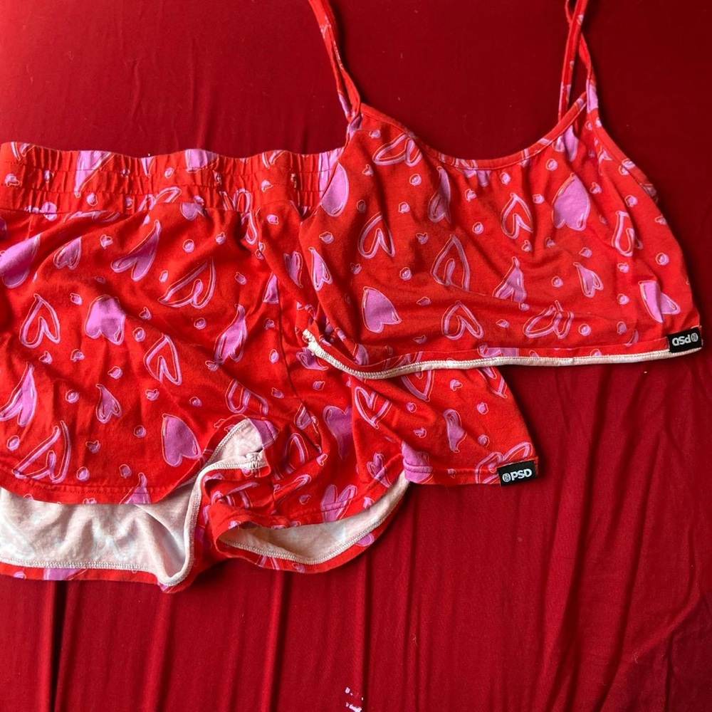 PSD Women's Red and Pink Heart Pajama Set